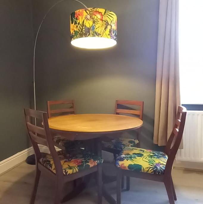 Peaceful Home From Home - Spacious 3 Bedroom House Accommodating 7 - Ideal For Families And Workers Gateshead Luaran gambar