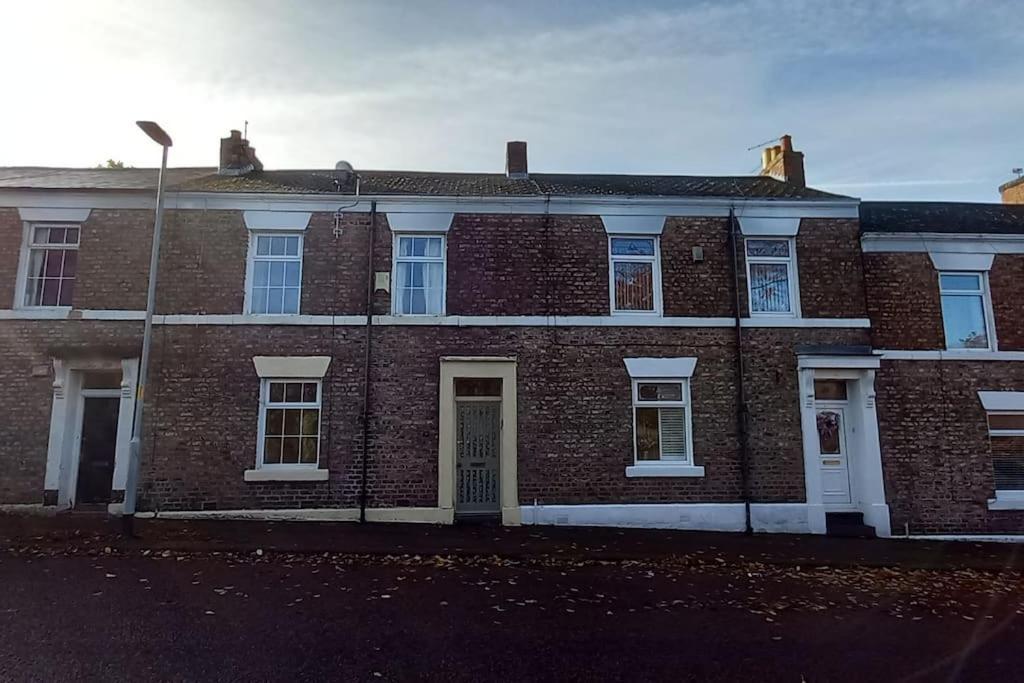 Peaceful Home From Home - Spacious 3 Bedroom House Accommodating 7 - Ideal For Families And Workers Gateshead Luaran gambar