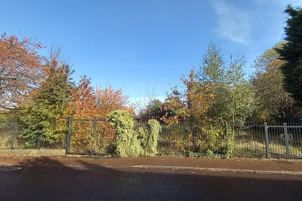 Peaceful Home From Home - Spacious 3 Bedroom House Accommodating 7 - Ideal For Families And Workers Gateshead Luaran gambar